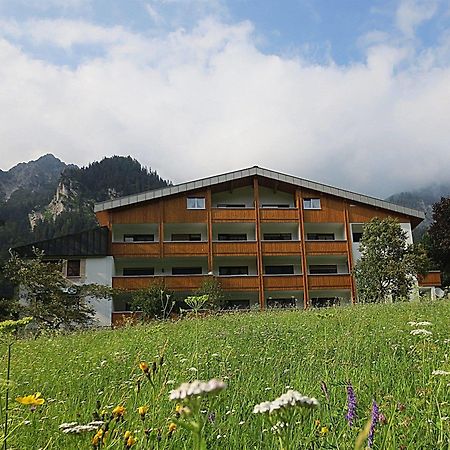 Hotel Sonnblick Вальд-ам-Арльберг Экстерьер фото